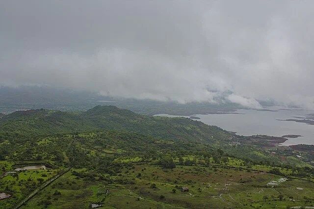 uksan Lake